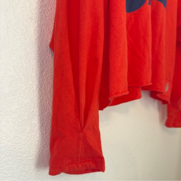 NWOT! FP Free People Movement Inspire Graphic Layer Tee Sz Large - Picture 11 of 12